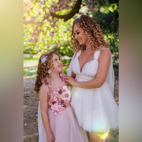 Simple wedding dress,Classic wedding dress,Wedding dress for mother and daughter - Picture 16 of 17